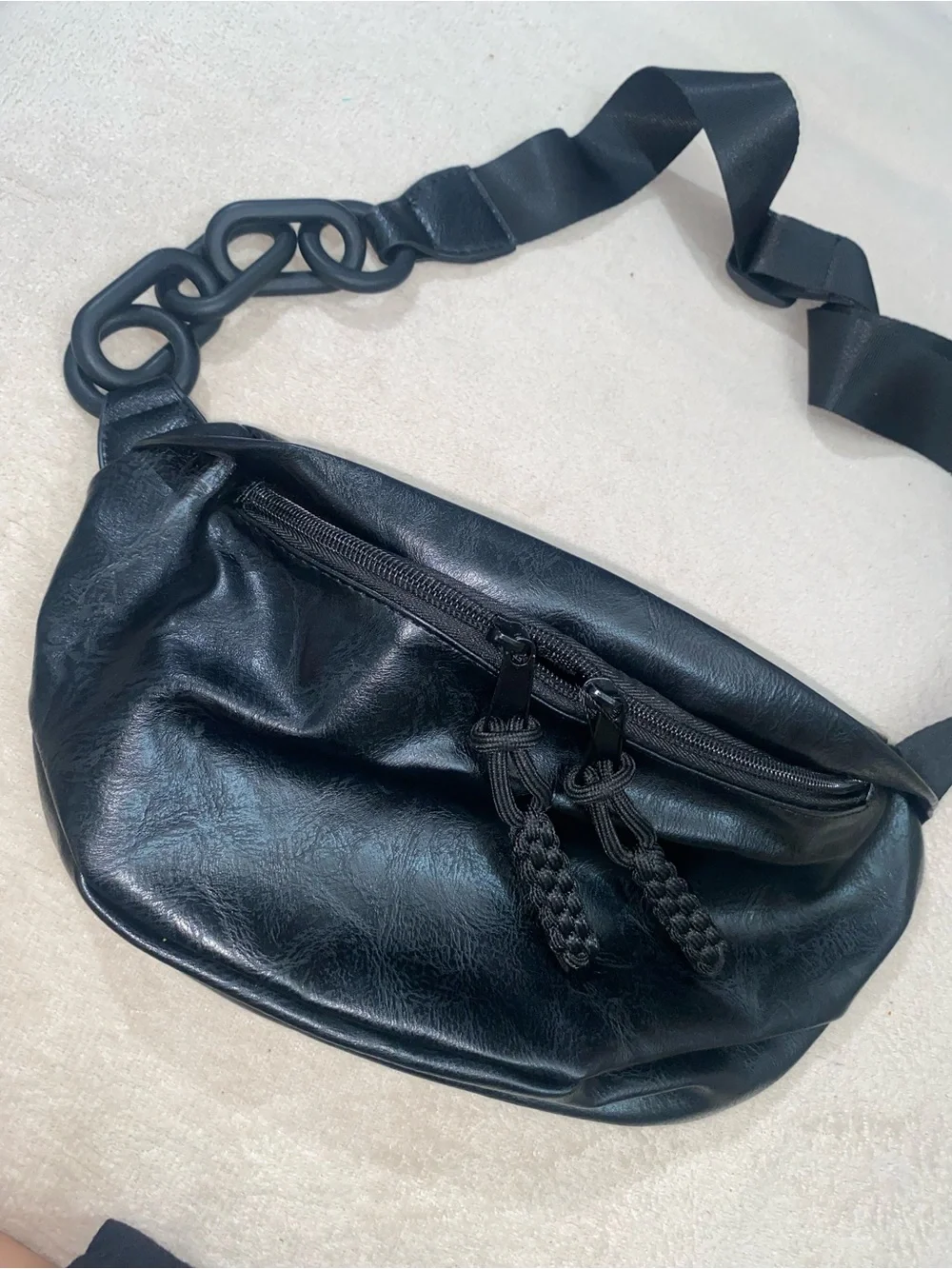 Women's Black Leather Crossbody Belt Bag with Chain Strap